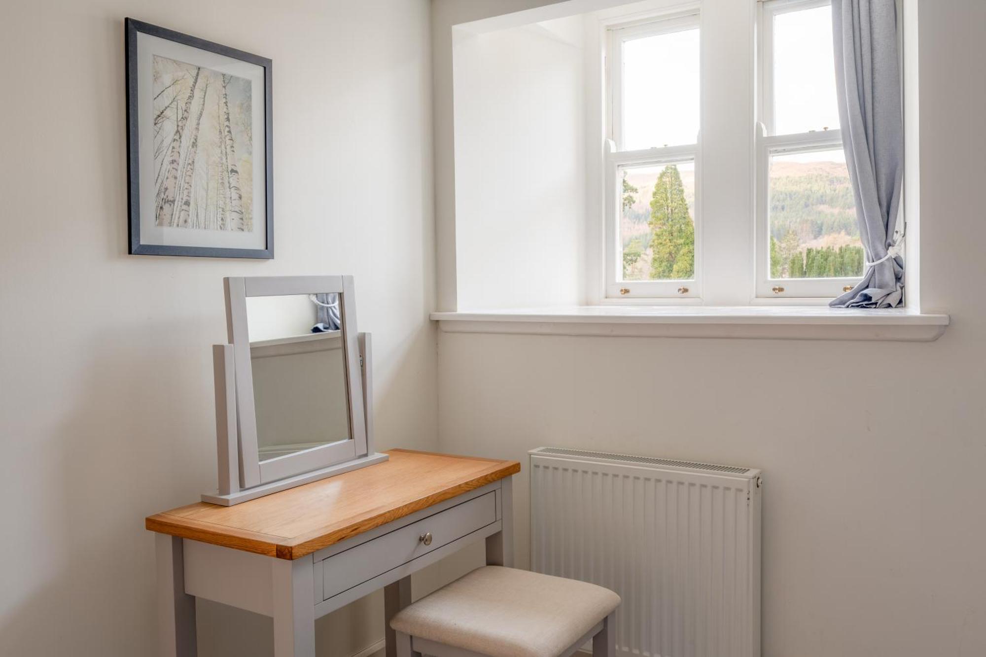 Monastery Apartment With Loch Ness View Fort Augustus Bagian luar foto