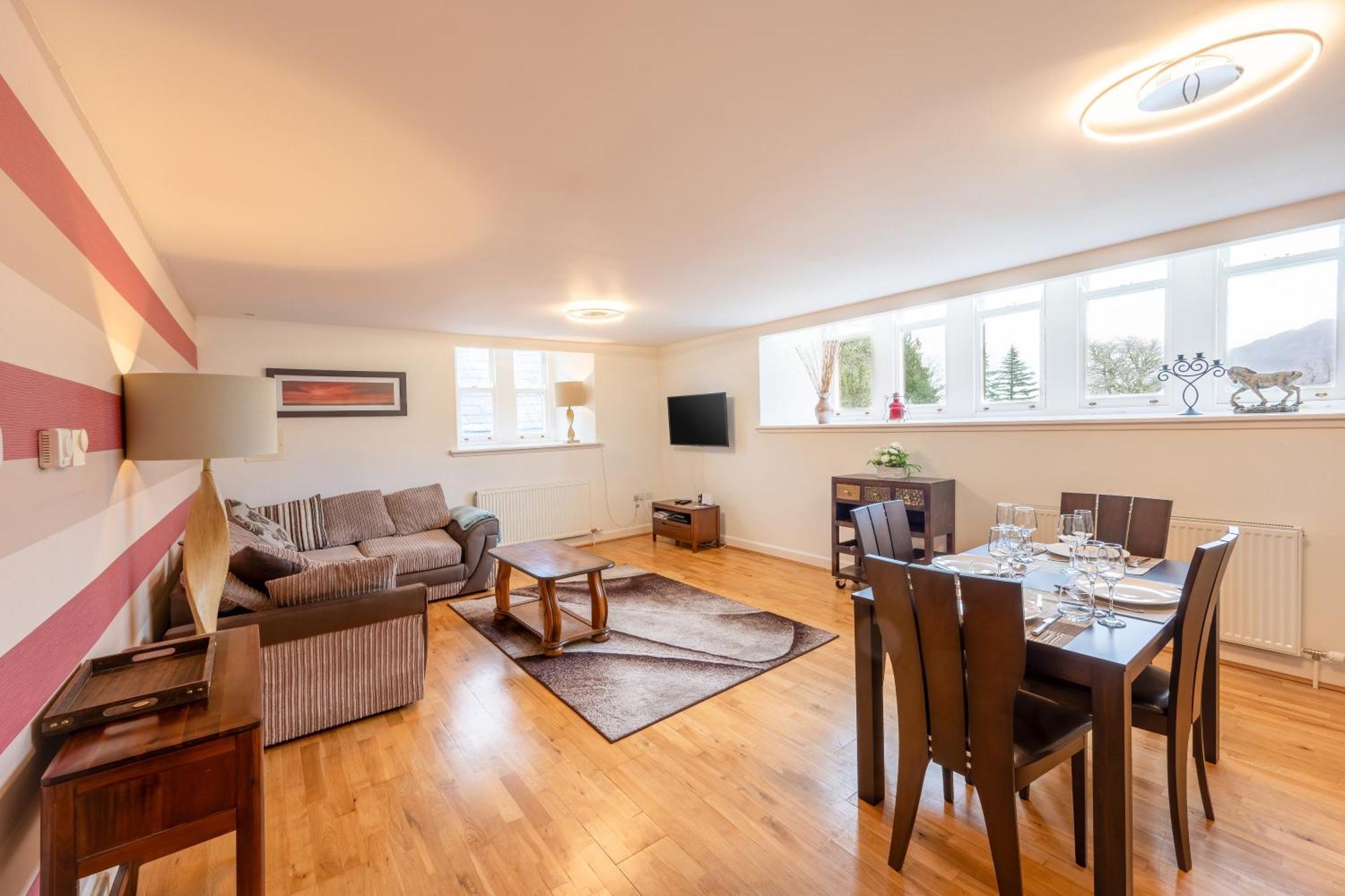 Monastery Apartment With Loch Ness View Fort Augustus Bagian luar foto